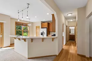11409 Balsam Way, Woodbury, MN 55129 - Photo 12