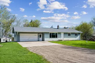 8550 40th St SW, Howard Lake, MN 55349 - Photo 4