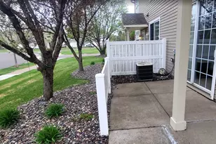 9239 Holly Ln N, Maple Grove, MN 55311 - Photo 4