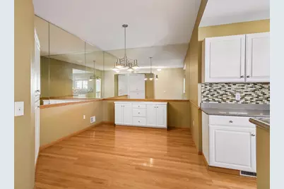 10811 Lexington Drive, Eden Prairie, MN 55344 - Photo 8