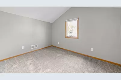 2635 Cleveland Street NE, Minneapolis, MN 55418 - Photo 32