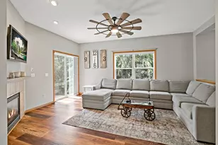 4855 Bulrush Blvd, Shakopee, MN 55379 - Photo 2
