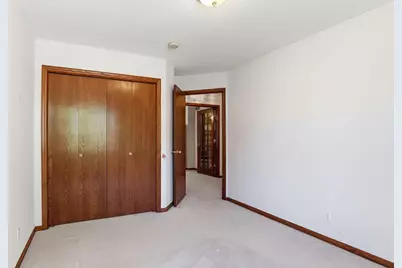 4676 Hamlet Avenue N, Oakdale, MN 55128 - Photo 26