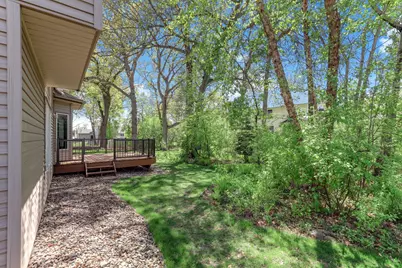 4676 Hamlet Avenue N, Oakdale, MN 55128 - Photo 38