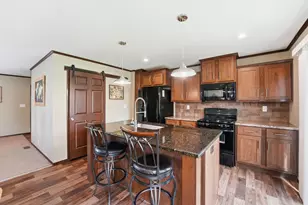 335 146th St, South Haven, MN 55382 - Photo 8