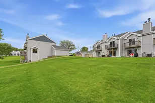 3040 Shields Dr, Eagan, MN 55121 - Photo 26
