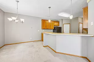 40 River Woods Dr W, Saint Paul Park, MN 55071 - Photo 10
