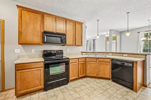 40 River Woods Dr W, Saint Paul Park, MN 55071 - Photo 14