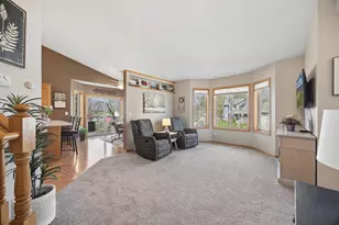 1304 Eagle Ridge Dr, Saint Joseph, MN 56374 - Photo 4