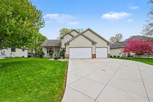 4517 Alicia Dr, Inver Grove Heights, MN 55077 - Photo 2