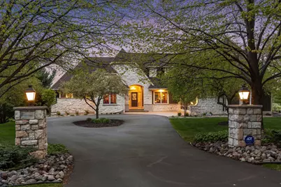 345 Lindsay Road, Hudson, WI 54016 - Photo 2