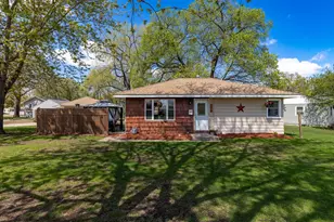 5205 Edgewood Ave N, Crystal, MN 55428 - Photo 20