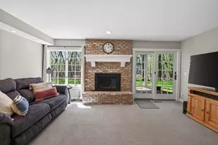 114 Wildwood Bay Dr, Mahtomedi, MN 55115 - Photo 24