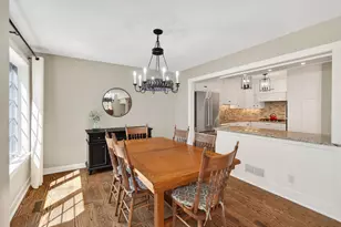 114 Wildwood Bay Dr, Mahtomedi, MN 55115 - Photo 10
