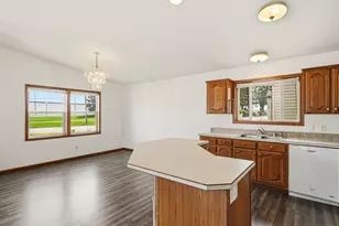 2113 3rd Ave SE, Rochester, MN 55904 - Photo 8
