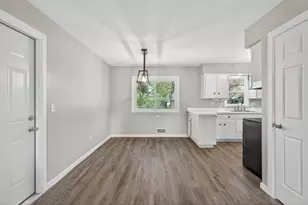 10325 Zion St NW, Coon Rapids, MN 55433 - Photo 8