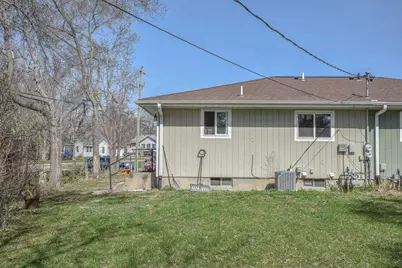 1314 10th Street N, Saint Cloud, MN 56303 - Photo 2