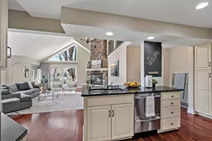 5830 Club Ln, Excelsior, MN 55331 - Photo 8