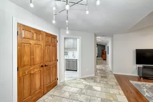 3906 Arthur St NE, Columbia Heights, MN 55421 - Photo 4
