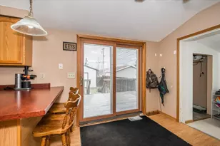 5517 Oakes Ave, Superior, WI 54880 - Photo 10