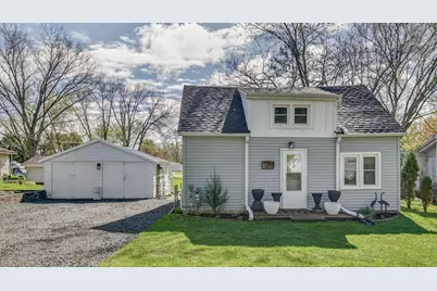 314 14th Street NE, Menomonie, WI 54751 - Photo 1