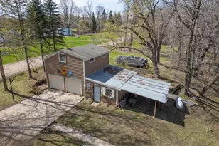 46649 Cambridge Dr, Stanchfield, MN 55080 - Photo 8