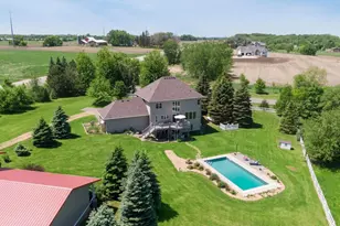 9820 High Bluff Ln, Corcoran, MN 55340 - Photo 4