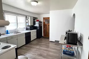 406 3rd St NE, Roseau, MN 56751 - Photo 6