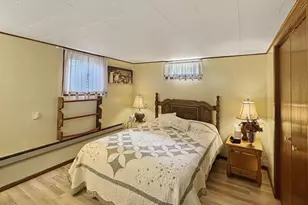 3207 Redwood Ave, Slayton, MN 56172 - Photo 12