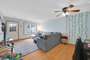 4254 Meghan Ln, Eagan, MN 55122 - Photo 10