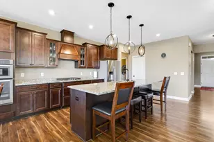 7129 Archer Trl, Inver Grove Heights, MN 55077 - Photo 4
