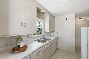 3511 Yukon Ave S, Saint Louis Park, MN 55426 - Photo 6