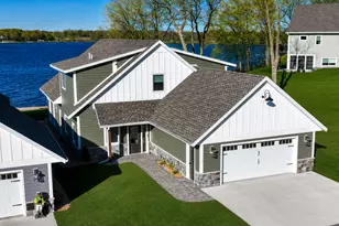 2405 S Le Homme Dieu Dr NE, Alexandria, MN 56308 - Photo 1
