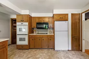 2100 Linn Dr, Owatonna, MN 55060 - Photo 14