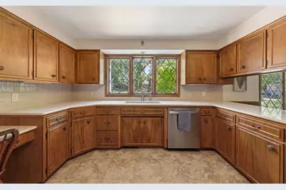 2100 Linn Drive, Owatonna, MN 55060 - Photo 10