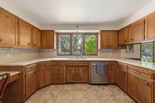 2100 Linn Dr, Owatonna, MN 55060 - Photo 10