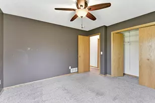 411 N Walnut St, Belle Plaine, MN 56011 - Photo 14