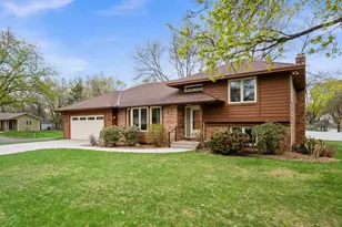 1494 Creek Park Ln, Fridley, MN 55432 - Photo 34