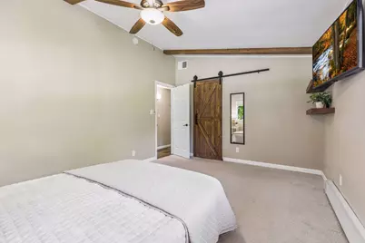 1906 Yorkshire Avenue S, Hopkins, MN 55305 - Photo 16