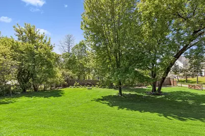 1906 Yorkshire Avenue S, Hopkins, MN 55305 - Photo 36