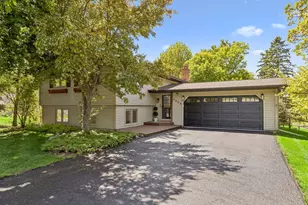1906 Yorkshire Ave S, Hopkins, MN 55305 - Photo 2