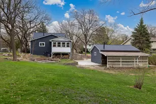 6610 Lucia Ln NE, Fridley, MN 55432 - Photo 34