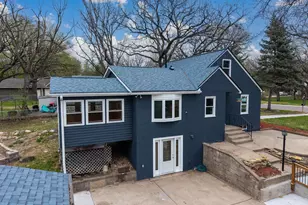 6610 Lucia Ln NE, Fridley, MN 55432 - Photo 4