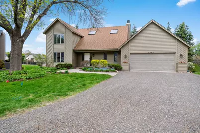 4540 Wellington Lane N, Plymouth, MN 55442 - Photo 2