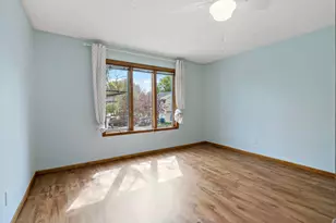 4540 Wellington Ln N, Plymouth, MN 55442 - Photo 34