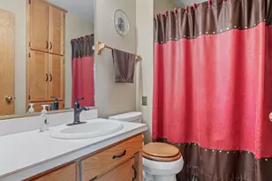 2601 24th Ave S, Fargo,  58103 - Photo 14