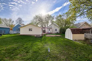 219 S Cedar St, Belle Plaine, MN 56011 - Photo 30