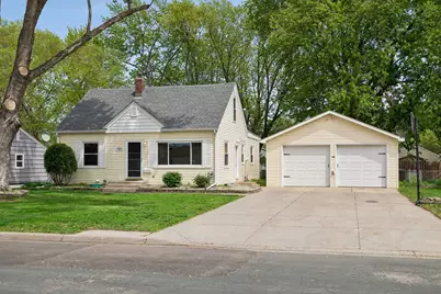 8115 1st Avenue S, Bloomington, MN 55420 - Photo 2