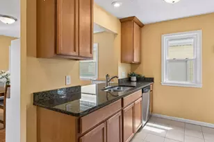 8115 1st Ave S, Bloomington, MN 55420 - Photo 10
