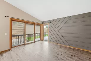 5386 Emerald Way, Apple Valley, MN 55124 - Photo 24